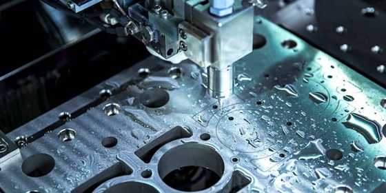 accuracy and precision in machining