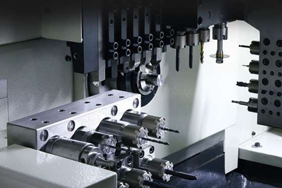 automatic tool setting in swiss machine