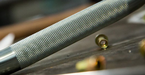 diamond knurled finish